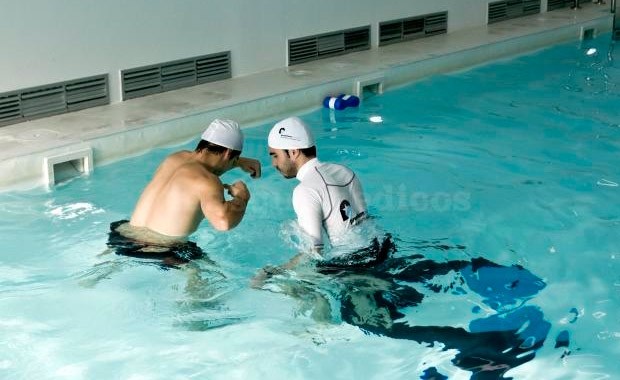 NATACION TERAPEUTICA: RECUPERACIÓN EN MEDIO ACUÁTICO